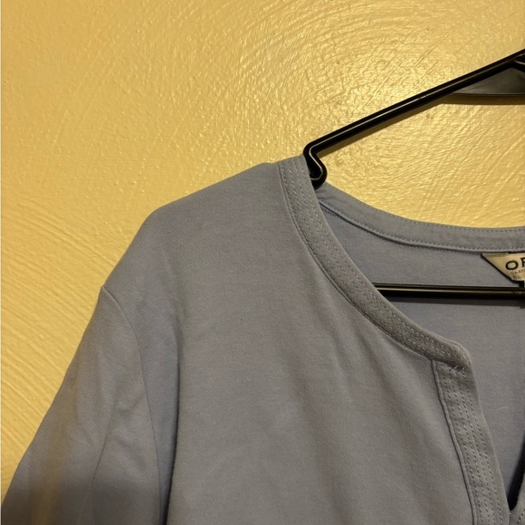 Orvis Women's Light Blue Blouse - Picture 6 of 8